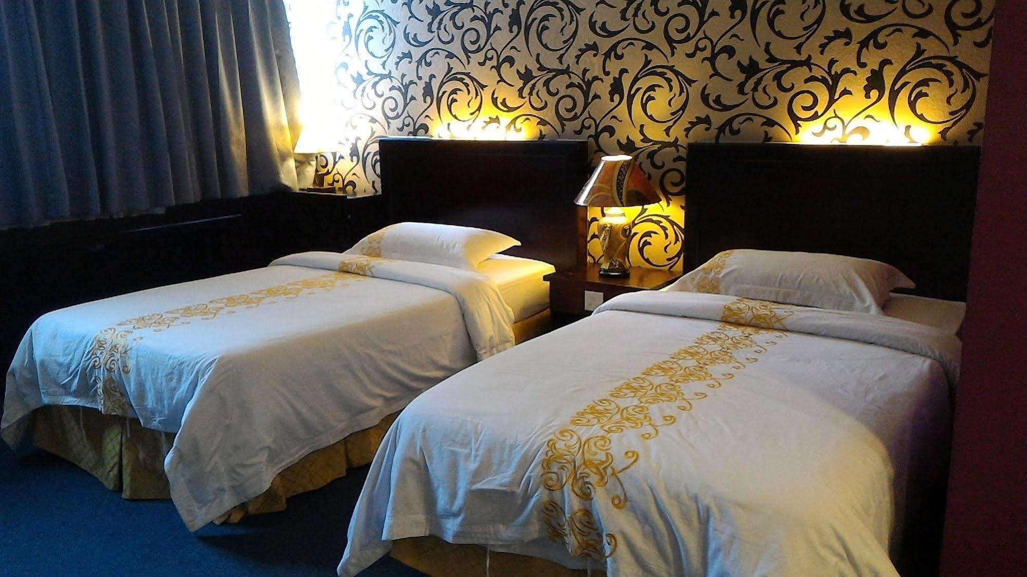 Super Oyo 89604 City Home Stay Miri Eksteriør bilde